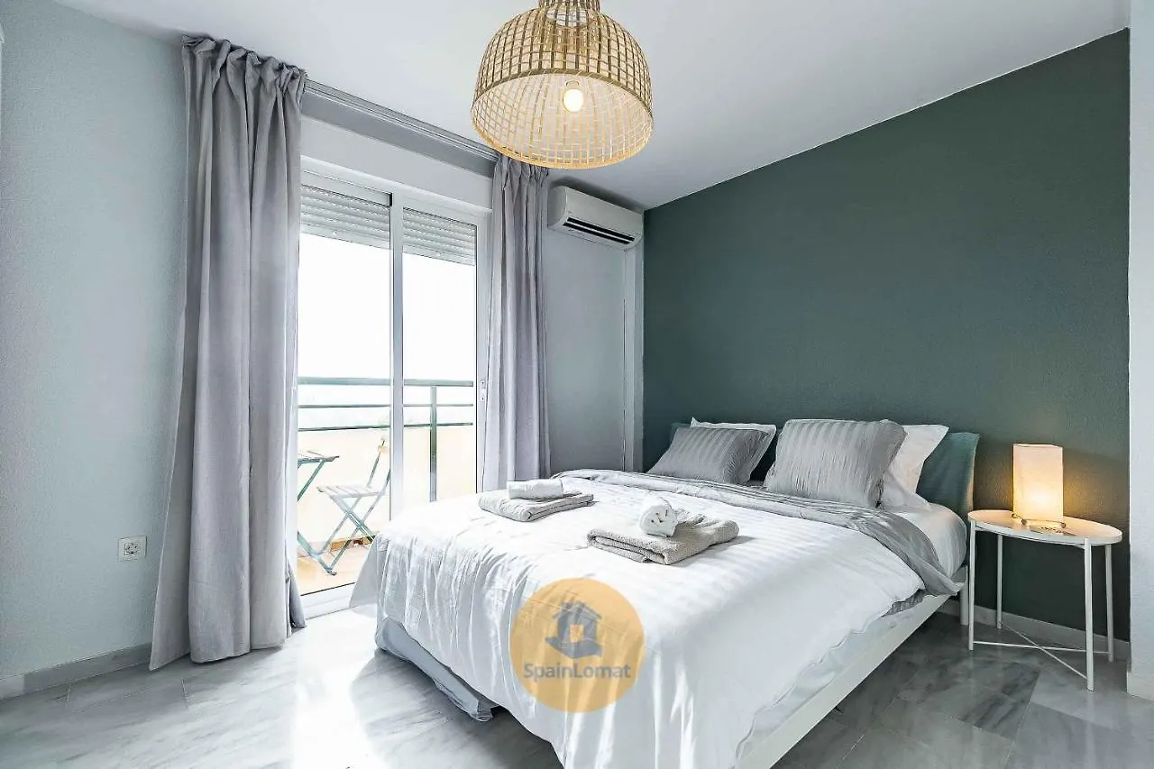 בנאלמדנה Sublime Spacious Penthouse, Sea And Mountain View דירה
