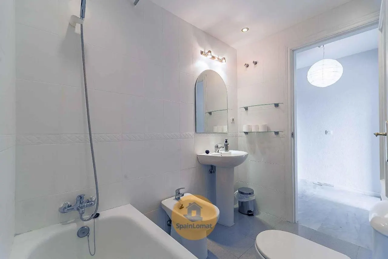 דירה בנאלמדנה Sublime Spacious Penthouse, Sea And Mountain View ספרד